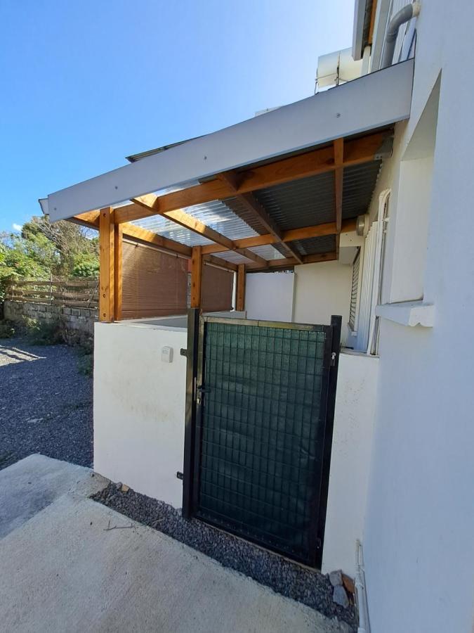 Logement Cosy T2, Centre Ville De Saint-Pierre ภายนอก รูปภาพ